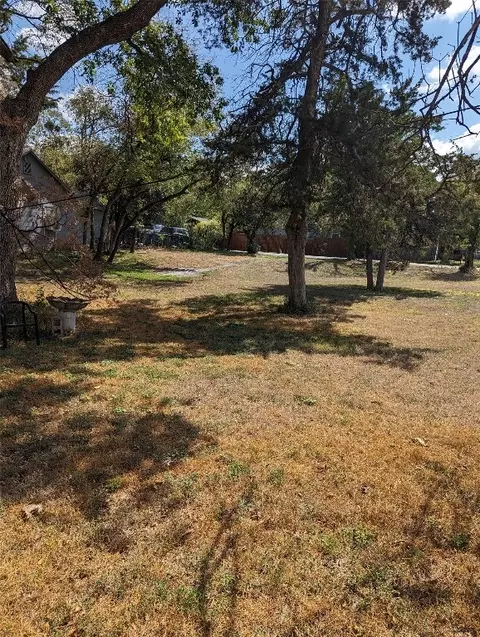 3031 Brooklyndell Ave, Dallas, TX 75211