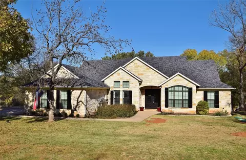 8622 Ravenswood Rd, Granbury, TX 76049