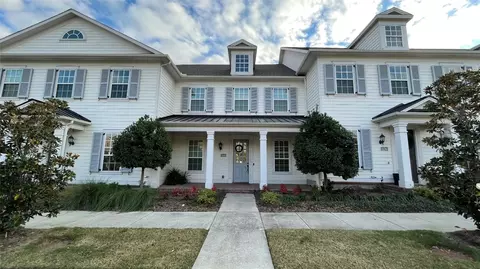 1140 Peacock Blvd, Carrollton, TX 75007