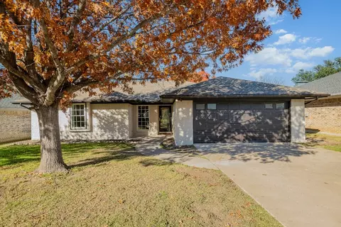 3936 Singleleaf Ln, Fort Worth, TX 76133