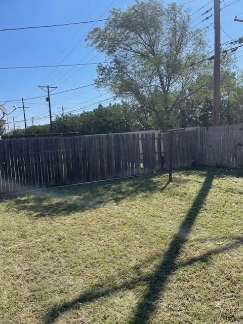 Exterior - 2132 E 30th St, Lubbock, TX 79404 photo 4 of 4