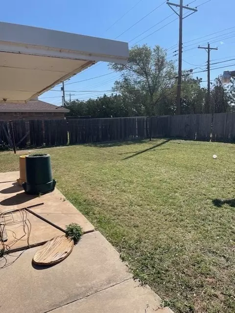 Exterior - 2132 E 30th St, Lubbock, TX 79404 photo 3 of 4
