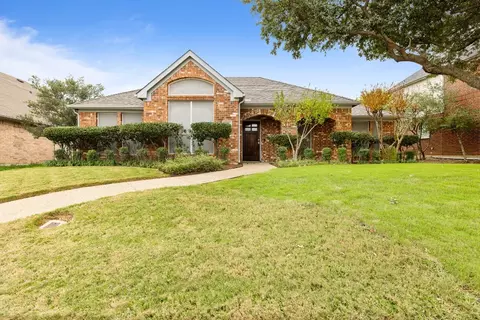 871 N Old Orchard Ln, Lewisville, TX 75077