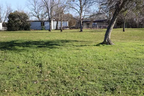 408 N 5th St, Godley, TX 76044