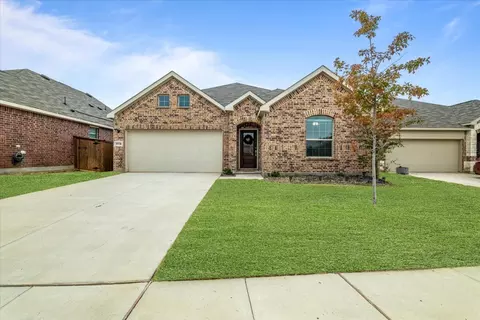 3217 Maroon Creek Dr, Aubrey, TX 76227