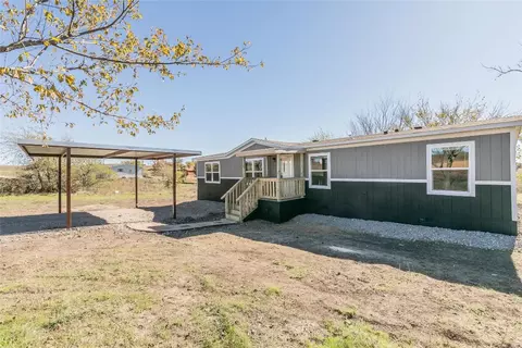 107 Upper Denton Ct, Weatherford, TX 76085