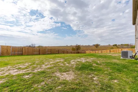 123 Caboose Ct, Newark, TX 76071