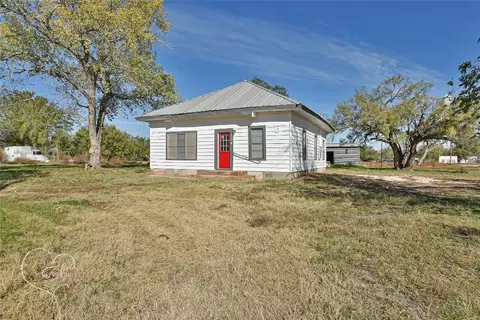 134 SW Second, Trent, TX 79561