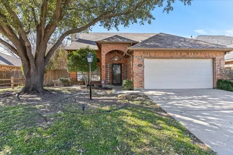 7201 Mccoy Dr, Watauga, TX 76148