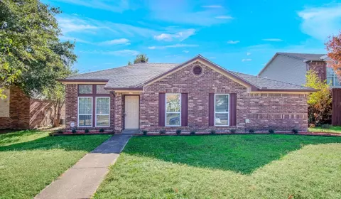 1826 Shoreline Dr, Mesquite, TX 75149