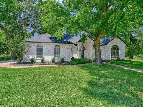 110 Park Ln, Pottsboro, TX 75076
