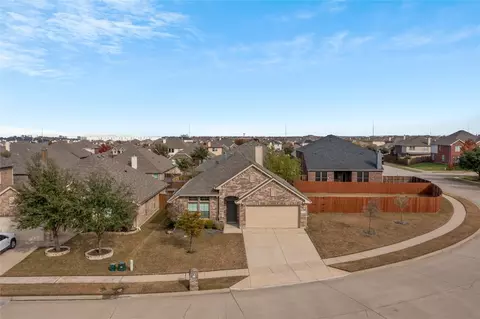 1212 Red Dr, Little Elm, TX 75068