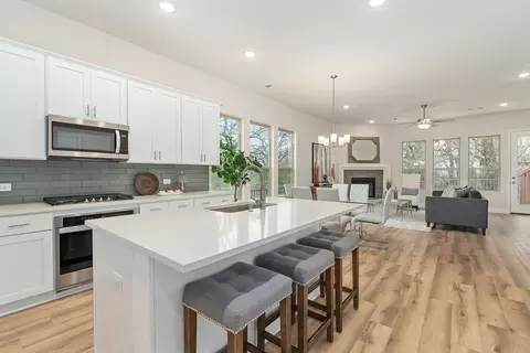 437 Waterscape Dr #1134, Lake Dallas, TX 75065