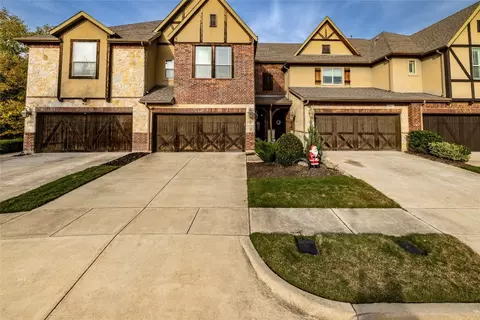 1003 Brook Hollow Dr, Euless, TX 76039