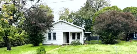 104 W Wilson Ave, Whitney, TX 76692
