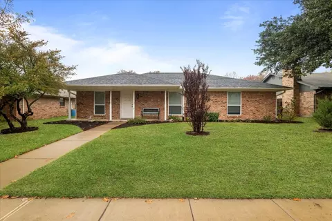 301 Gwendola Dr, Mckinney, TX 75071