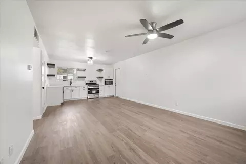 603 Pauline St, Euless, TX 76040 photo 5