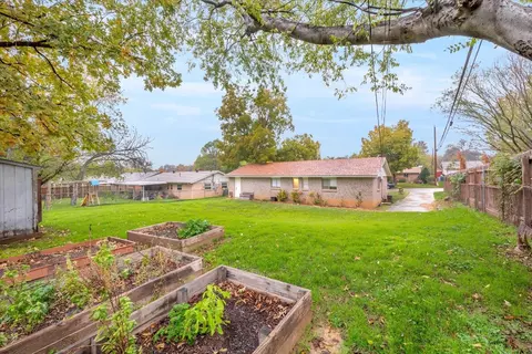 603 Pauline St, Euless, TX 76040 photo 21