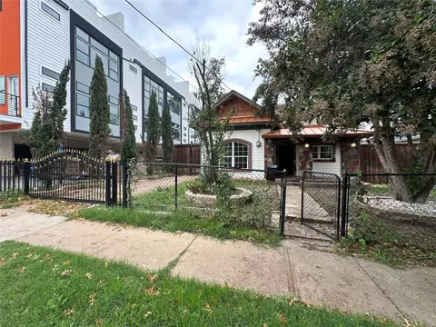 517 Melba St, Dallas, TX 75208