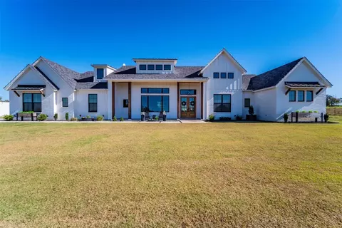 4427 Tin Top Rd, Weatherford, TX 76087