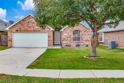 5113 Bayridge Ct, Fort Worth, TX 76179