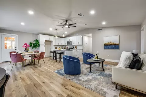2914 Monticello Dr, Irving, TX 75061