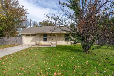 1405 Stanefer Cir, Denton, TX 76205