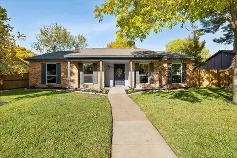 482 Clear Creek Ln, Coppell, TX 75019