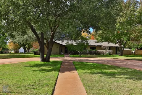 3782 Woodridge Dr, Abilene, TX 79605