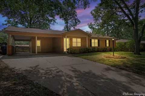 9419 Poinsettia Dr, Shreveport, LA 71118