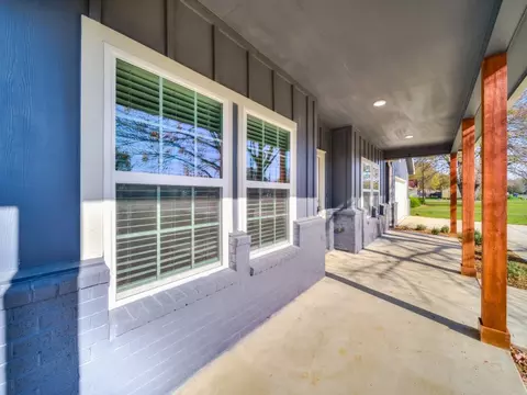 706 Armstrong Rd, Seagoville, TX 75159