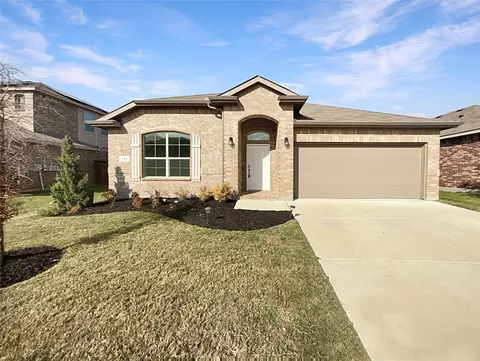 745 Key Deer Dr, Burleson, TX 76028