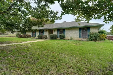 133 Villa Park Dr, Highland Village, TX 75077