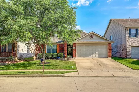 13329 Padre Ave, Fort Worth, TX 76244