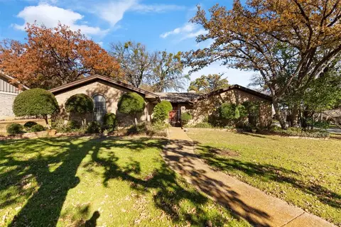5025 Boulder Lake Rd, Fort Worth, TX 76103