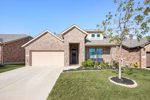 9013 Bronze Meadow Dr, Fort Worth, TX 76131