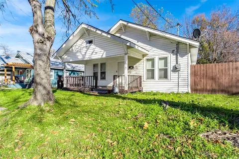130 N Locust St, Sulphur Springs, TX 75482