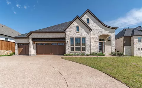 1521 Diamond Dr, Lucas, TX 75098