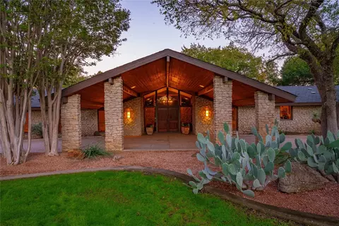 533 Lakeview Ct, Aledo, TX 76008