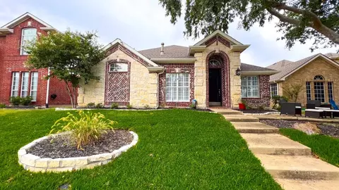 1880 Crestlake Dr, Rockwall, TX 75087