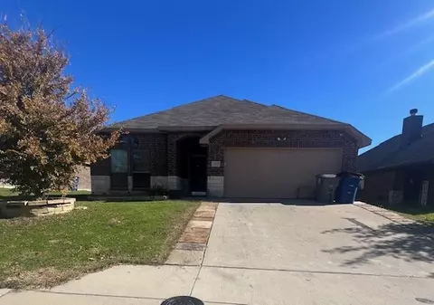 2214 Blue Bayou Dr, Dallas, TX 75253