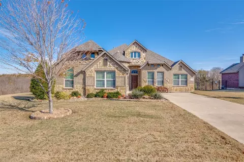 1824 Fair Oaks Ln, Royse City, TX 75189