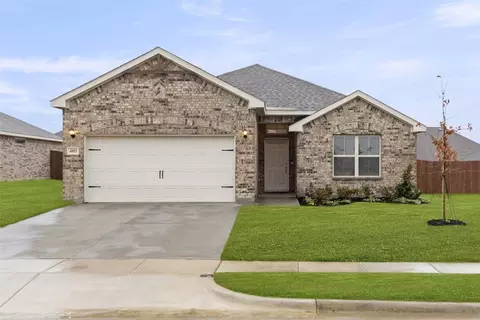 4811 Avion Dr, Sanger, TX 76266