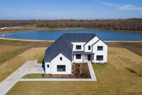 404 Spoonbill Rd, Sunnyvale, TX 75182