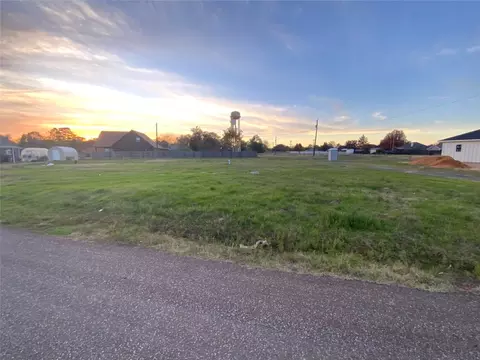 283 N Bois D Arc, Van, TX 75790