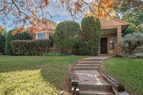2730 Spyglass Dr, Carrollton, TX 75007