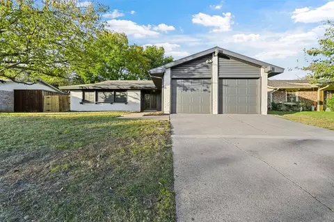 1011 Mountview Dr, Carrollton, TX 75006