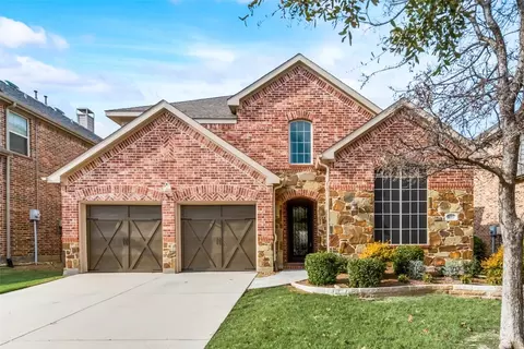8213 Primrose Trl, Lantana, TX 76226