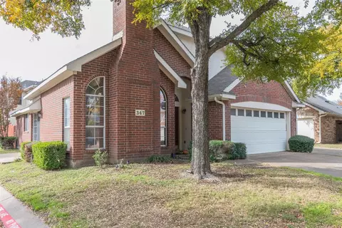 347 Arbor Ct, Euless, TX 76039 photo 3