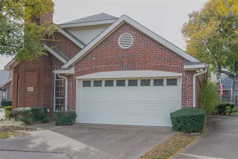 347 Arbor Ct, Euless, TX 76039 photo 4